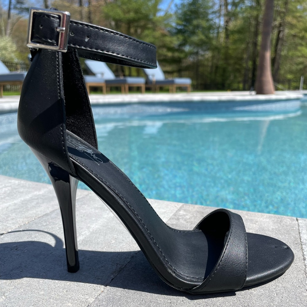 Black heels
